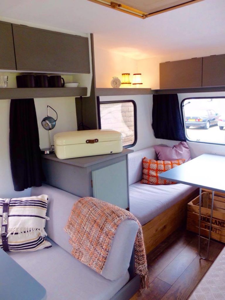 Stoere kleurencombinatie | Caravanity5